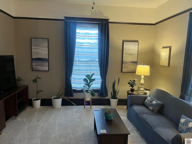 1742 N 12th St., Paducah, KY 42001