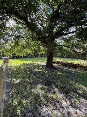 13383 TEMPLE Boulevard, The Acreage, FL 33412