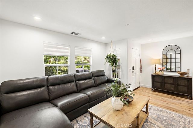 90 Three Vines Court, Ladera Ranch, CA 92694