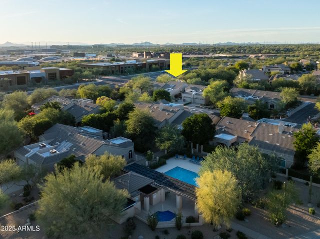 8918 E MAPLE Drive, Scottsdale, AZ 85255