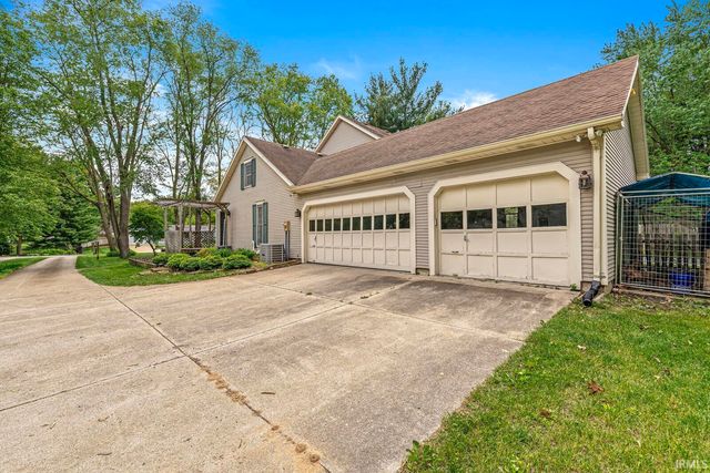 23057 Sheri Lane, Elkhart, IN 46514