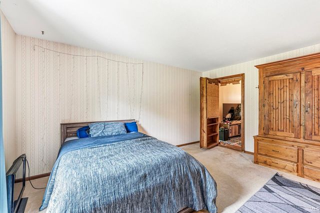 23057 Sheri Lane, Elkhart, IN 46514