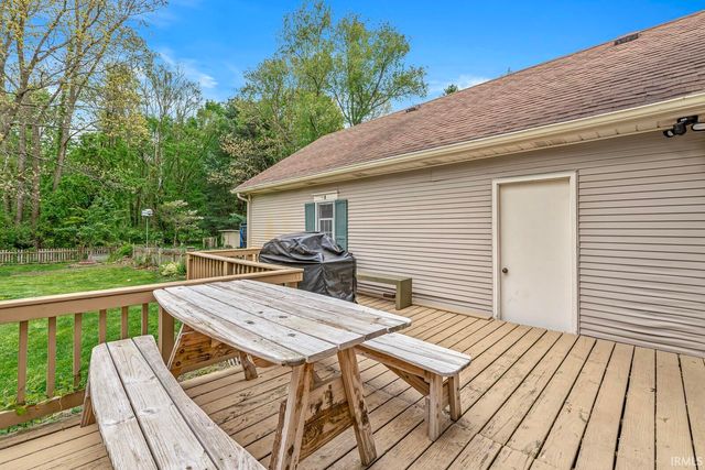 23057 Sheri Lane, Elkhart, IN 46514