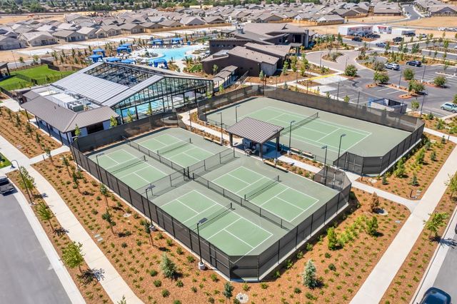 2061 Spooner Lake Loop, Lincoln, CA 95648