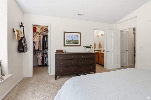 419 N KENT DR, North Salt Lake, UT 84054
