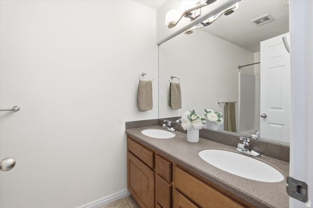 419 N KENT DR, North Salt Lake, UT 84054