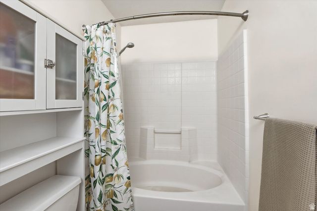 419 N KENT DR, North Salt Lake, UT 84054