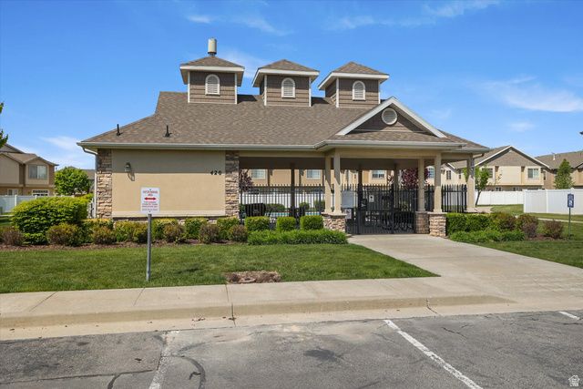 419 N KENT DR, North Salt Lake, UT 84054