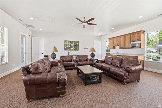 419 N KENT DR, North Salt Lake, UT 84054
