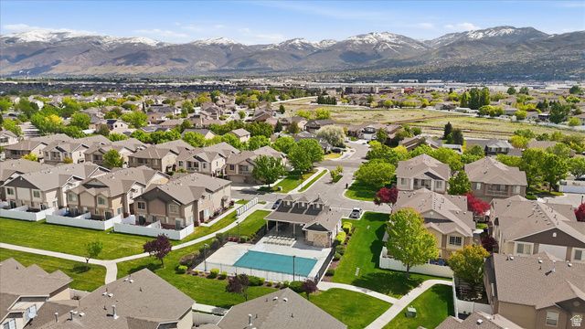 419 N KENT DR, North Salt Lake, UT 84054