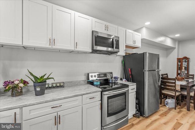 556 SALEM AVE, York, PA 17401