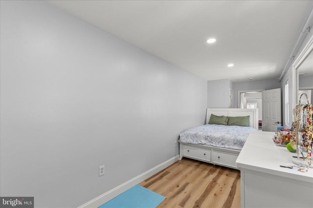 556 SALEM AVE, York, PA 17401