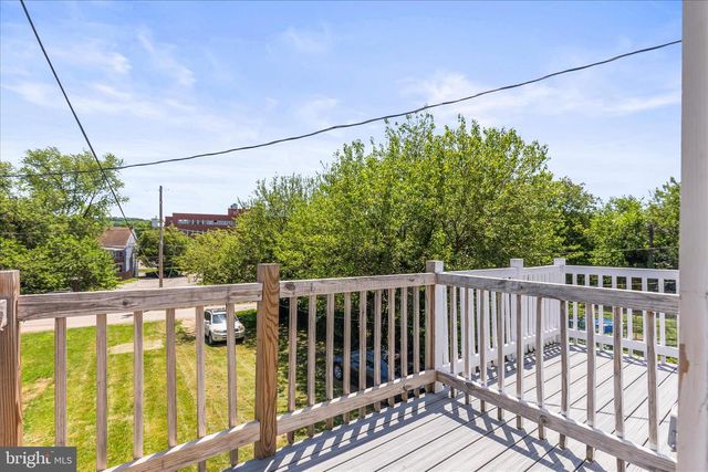 556 SALEM AVE, York, PA 17401