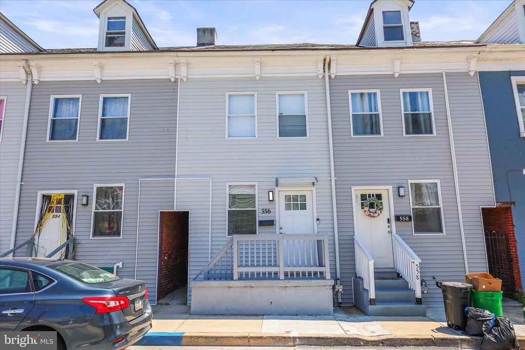 556 SALEM AVE, York, PA 17401