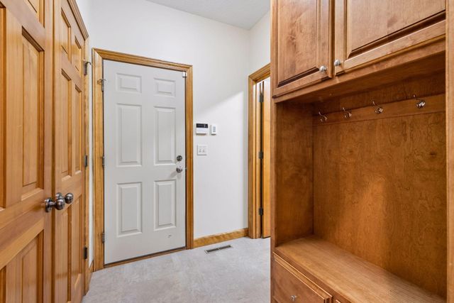 1676 Isabella Parkway, Chaska, MN 55318