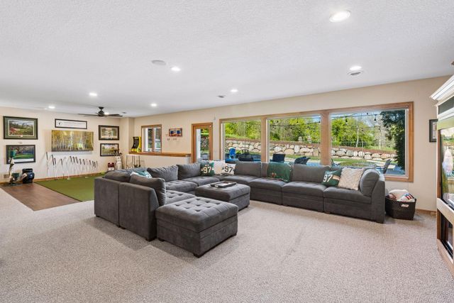 1676 Isabella Parkway, Chaska, MN 55318