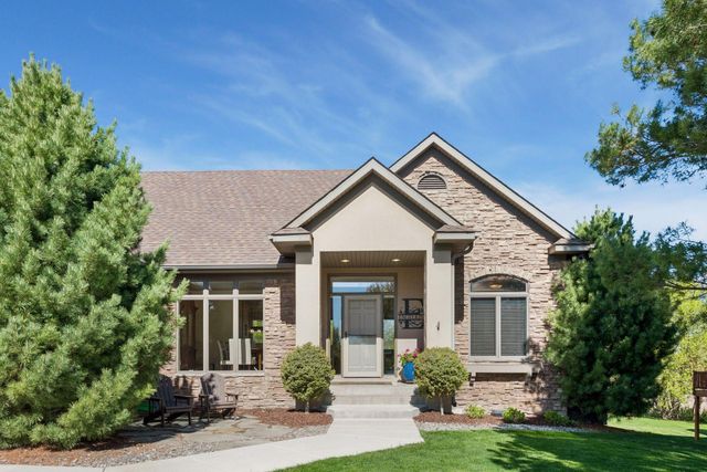 1676 Isabella Parkway, Chaska, MN 55318