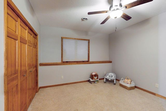 1676 Isabella Parkway, Chaska, MN 55318