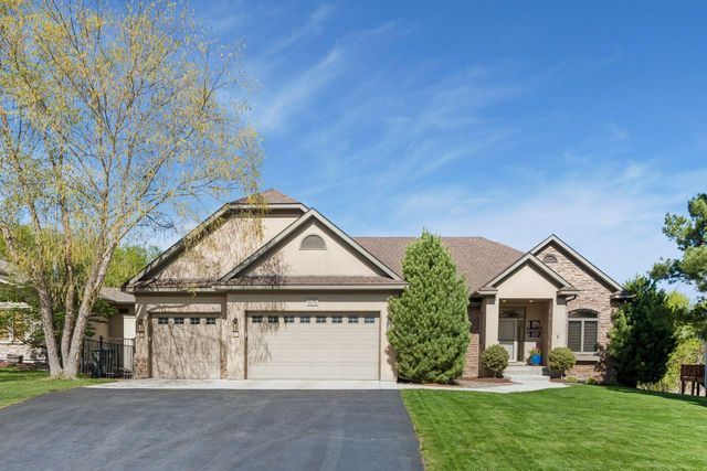 1676 Isabella Parkway, Chaska, MN 55318
