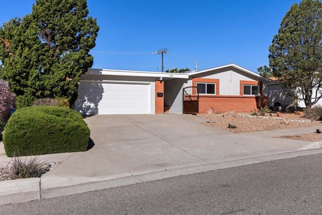 3721 Mary Ellen Street NE, Albuquerque, NM 87111