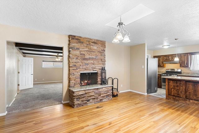 3721 Mary Ellen Street NE, Albuquerque, NM 87111