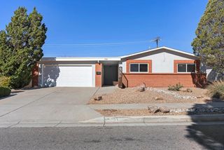 3721 Mary Ellen Street NE, Albuquerque, NM 87111