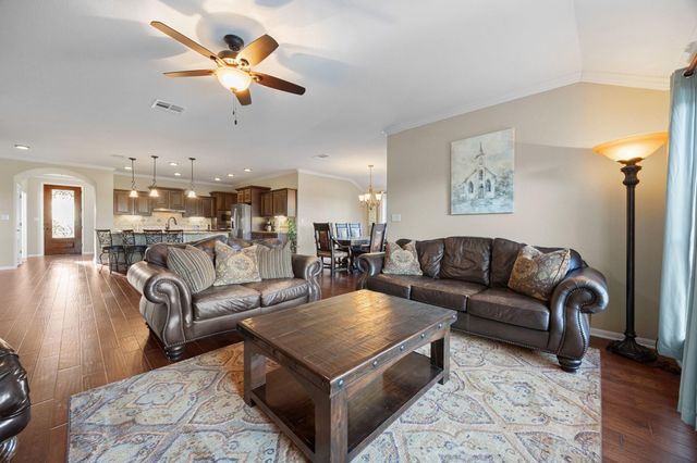 161 Milestone RD, Liberty Hill, TX 78642