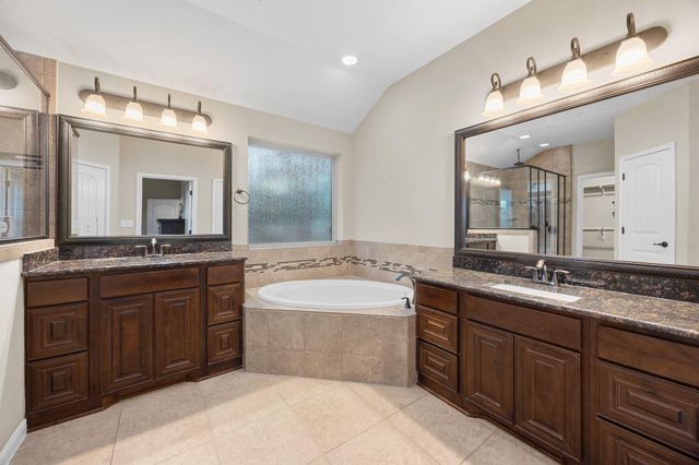 161 Milestone RD, Liberty Hill, TX 78642