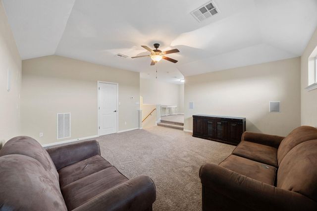 161 Milestone RD, Liberty Hill, TX 78642