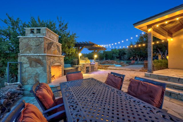 161 Milestone RD, Liberty Hill, TX 78642