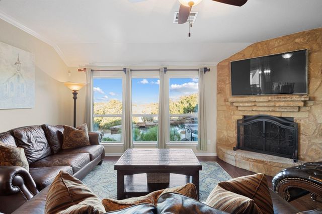 161 Milestone RD, Liberty Hill, TX 78642