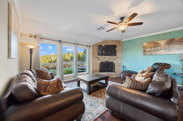 161 Milestone RD, Liberty Hill, TX 78642