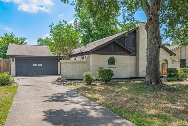 4410 Belle Hollow Dr Drive, Houston, TX 77084
