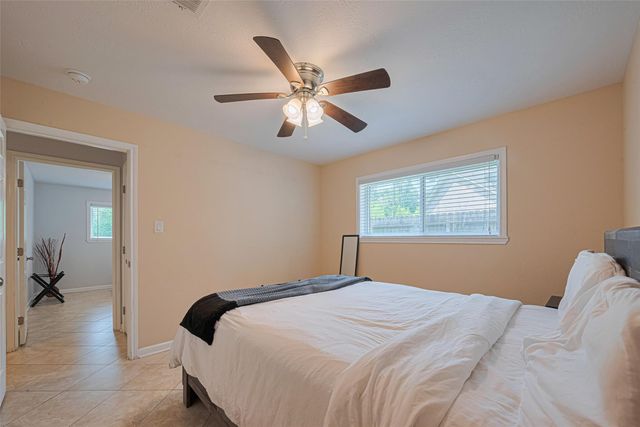 4410 Belle Hollow Dr Drive, Houston, TX 77084