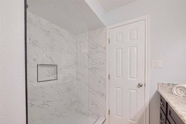 4410 Belle Hollow Dr Drive, Houston, TX 77084