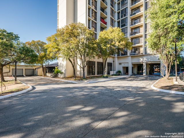 7701 Wurzbach Rd Apt 806, San Antonio, TX 78229