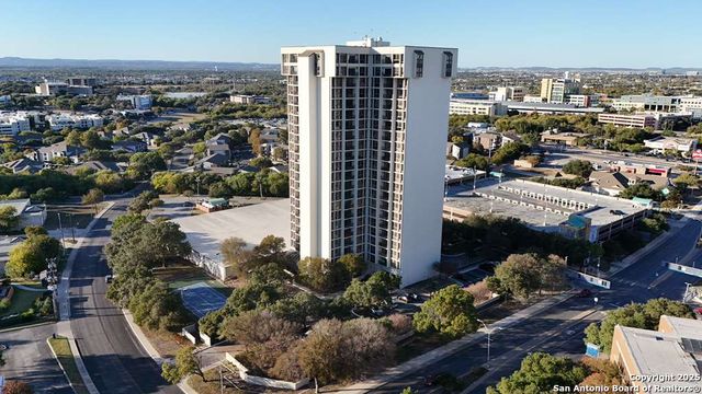 7701 Wurzbach Rd Apt 806, San Antonio, TX 78229