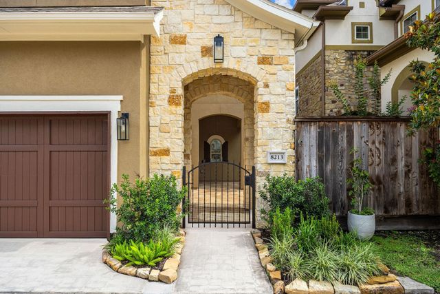 8213 Cabernet Lane, Houston, TX 77055