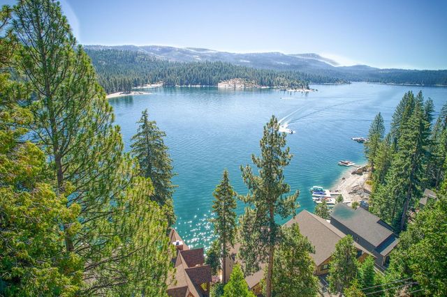 44455 Hillcrest Avenue, Shaver Lake, CA 93664