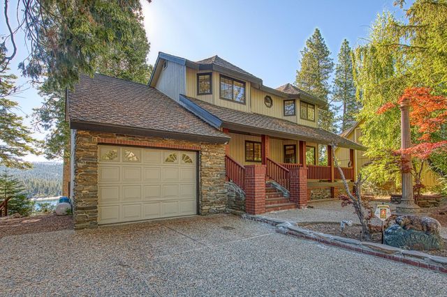 44455 Hillcrest Avenue, Shaver Lake, CA 93664