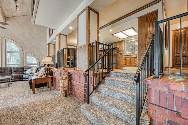 44455 Hillcrest Avenue, Shaver Lake, CA 93664