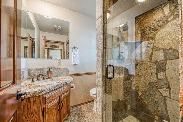 44455 Hillcrest Avenue, Shaver Lake, CA 93664