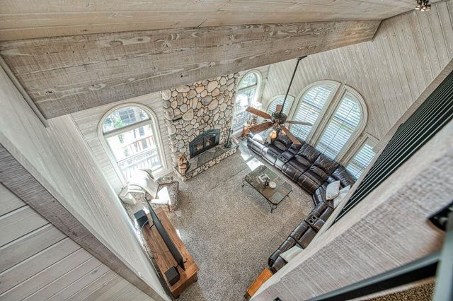 44455 Hillcrest Avenue, Shaver Lake, CA 93664