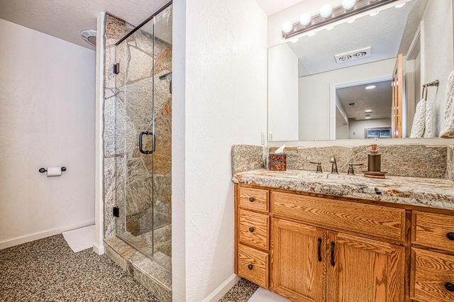 44455 Hillcrest Avenue, Shaver Lake, CA 93664