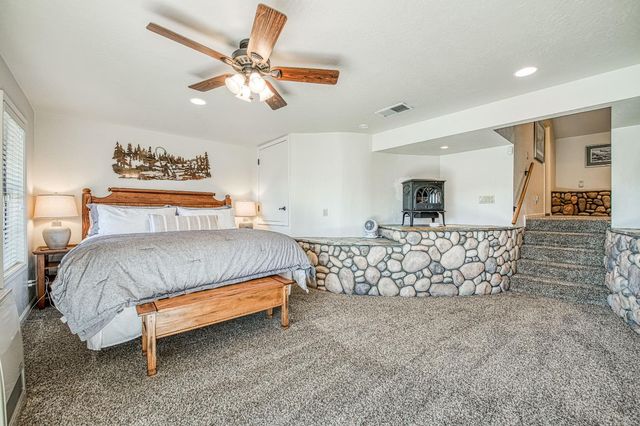 44455 Hillcrest Avenue, Shaver Lake, CA 93664