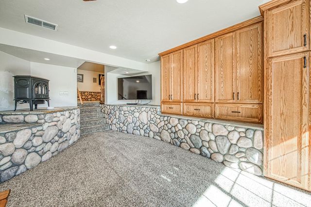 44455 Hillcrest Avenue, Shaver Lake, CA 93664