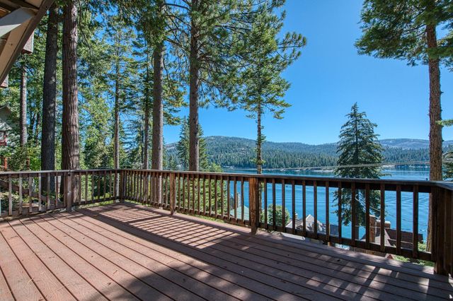 44455 Hillcrest Avenue, Shaver Lake, CA 93664