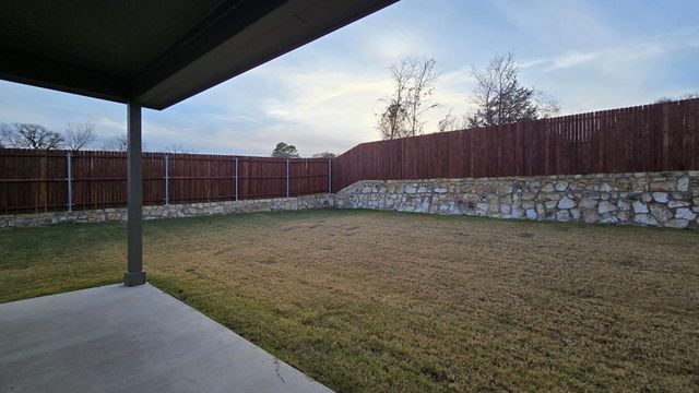 320 LOGAN Street, Keene, TX 76059