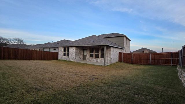 320 LOGAN Street, Keene, TX 76059