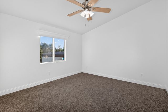 16755 Thompson Lane, Redding, CA 96001